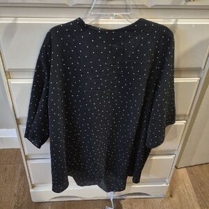 Black and White Blouse Elegant Top Ties At Neck In Back